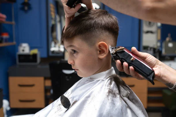 تهيئة أطفال التوحد لقص الشعر باستخدام استراتيجيات الـ ABA